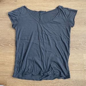 Brandy Melville grey T-shirt